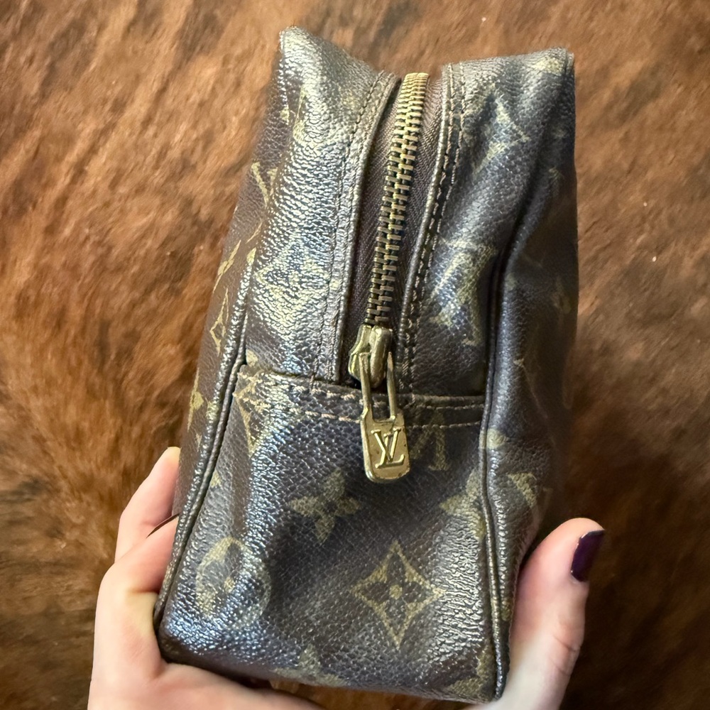Louis Vuitton Brown Monogram Toiletry Bag - Picture 2 of 7